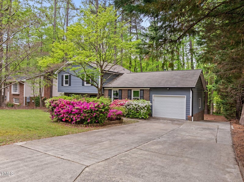1005 Winwood Dr, Cary, NC 27511
