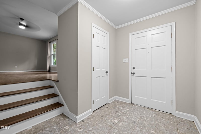 1005 Winwood Dr, Cary, NC 27511