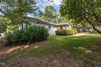 1005 Woodhill Ct, Raleigh, NC 27615