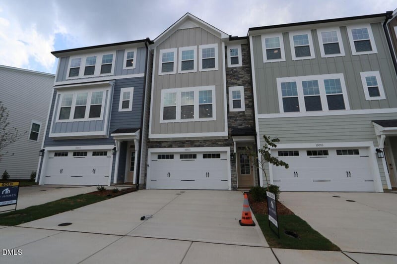 10053 Secluded Garden Dr #152, Apex, NC 27523