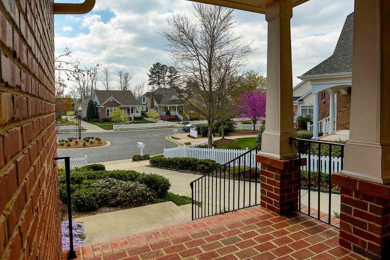 10056 Bost, Chapel Hill, NC 27517