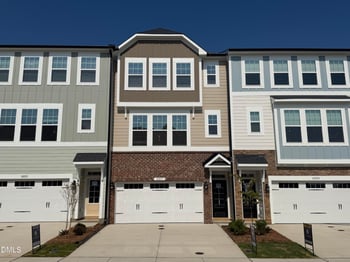 10057 Secluded Gdn Dr #150, Apex, NC 27523