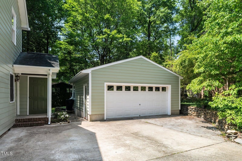 1006 Apache Ln, Apex, NC 27502