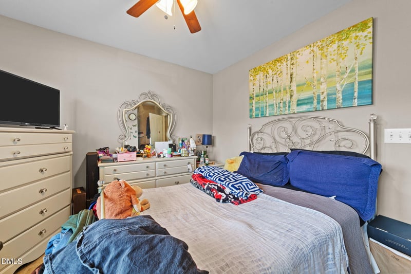 1006 Avondale Dr, Clayton, NC 27520