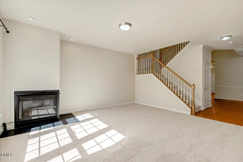 1006 Bartlett Cir, Hillsborough, NC 27278