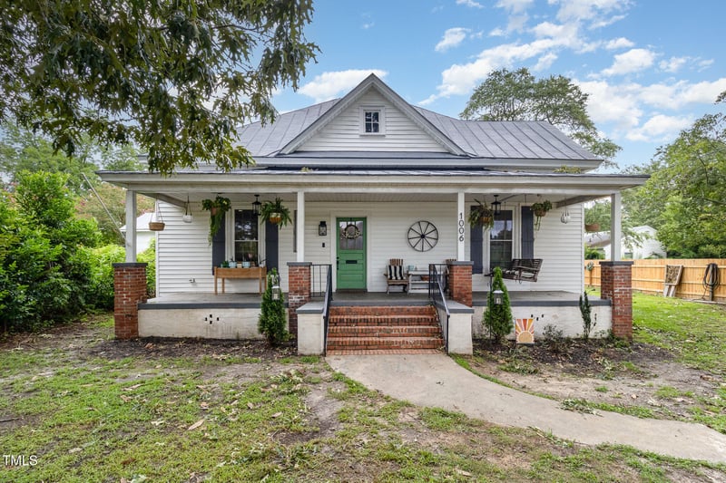 1006 Broad St, Dunn, NC 28334