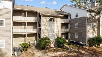 1006 Brookhollow Dr #4, Fayetteville, NC 28314
