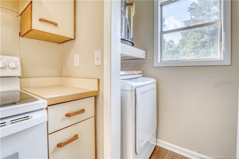 1006 Brookhollow Dr #7, Fayetteville, NC 28314