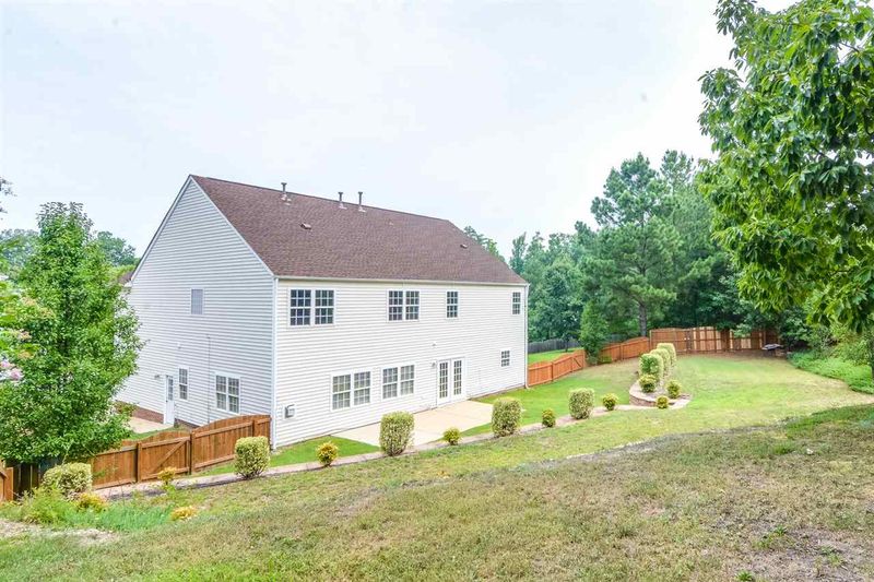 1006 Cantrell Ln, Apex, NC 27502