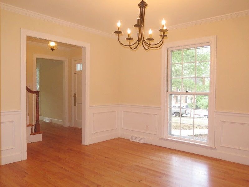 1006 Cedarhurst Dr, Raleigh, NC 27609