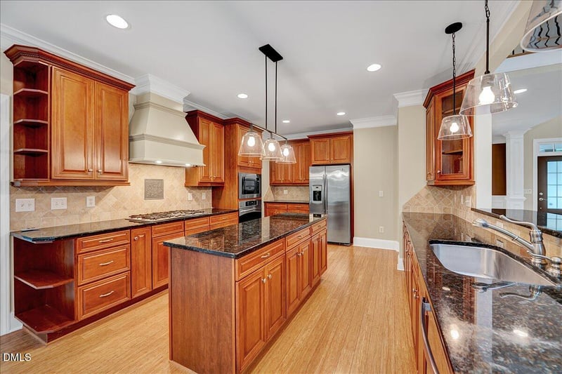 1006 Chatham Ct, Youngsville, NC 27596