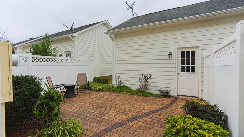 1006 Christopher, Chapel Hill, NC 27517