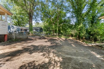 1006 Club Blvd, Durham, NC 27704