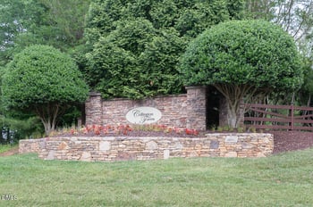1006 Collington Dr, Mebane, NC 27302