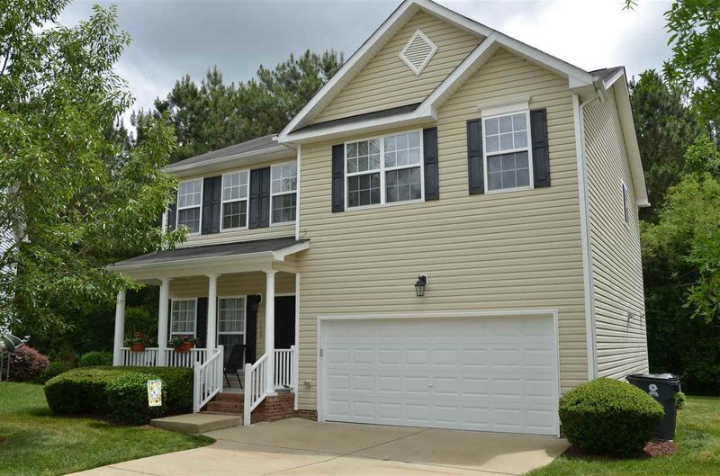 1006 Copper Ridge Ct, Apex, NC 27502