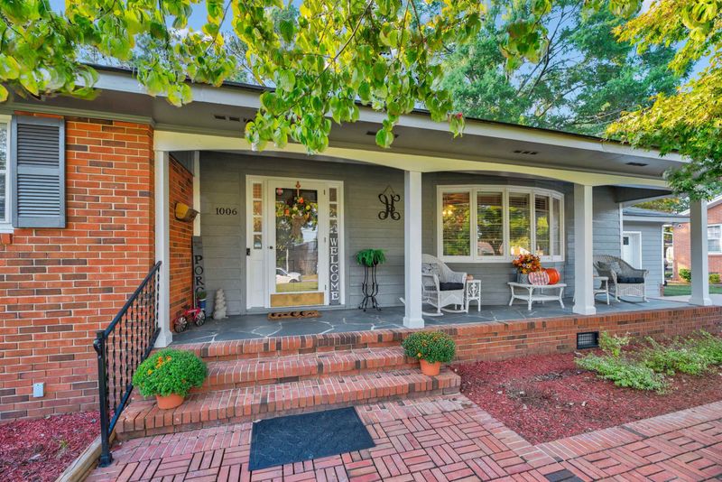 1006 S Crescent Dr, Smithfield, NC 27577