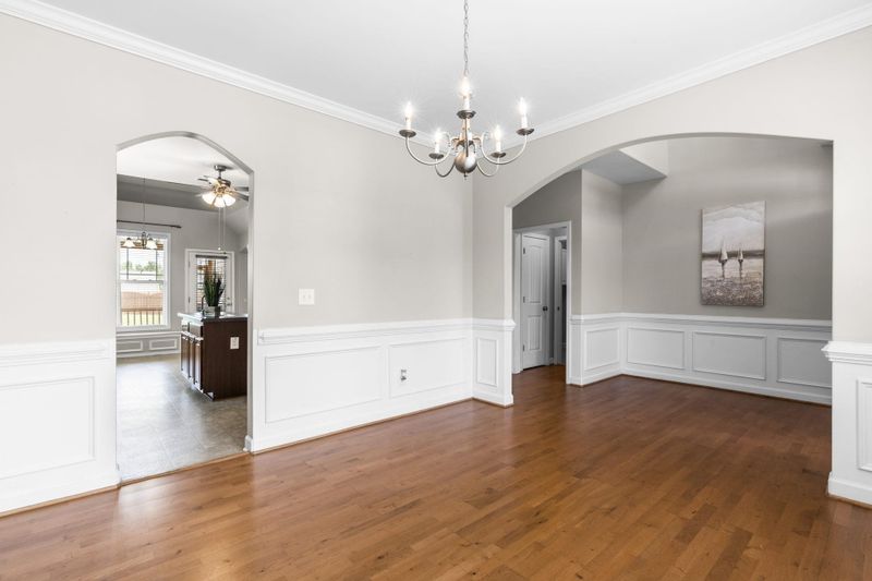 1006 Custom Oak Ln, Fuquay Varina, NC 27526