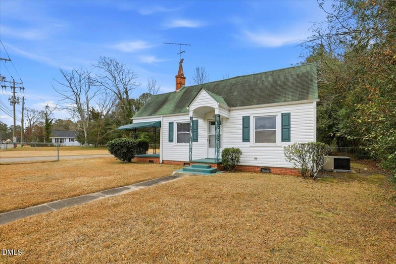 1006 E Elm St, Goldsboro, NC 27530