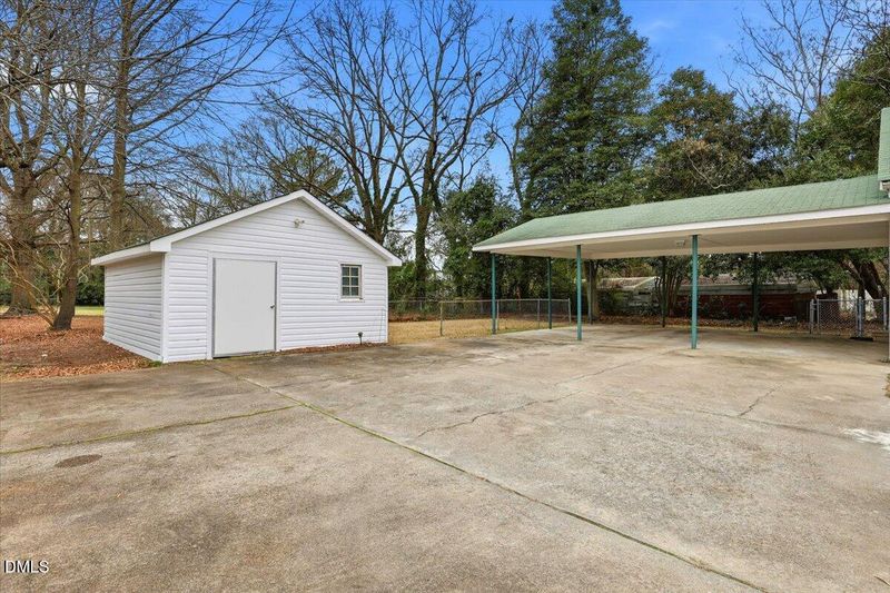 1006 E Elm St, Goldsboro, NC 27530