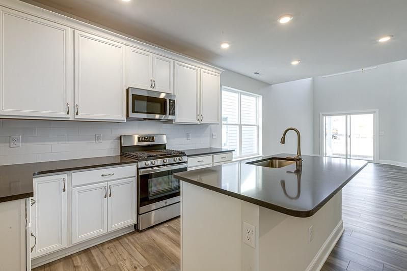 1006 Heartstone Way, Durham, NC 27713