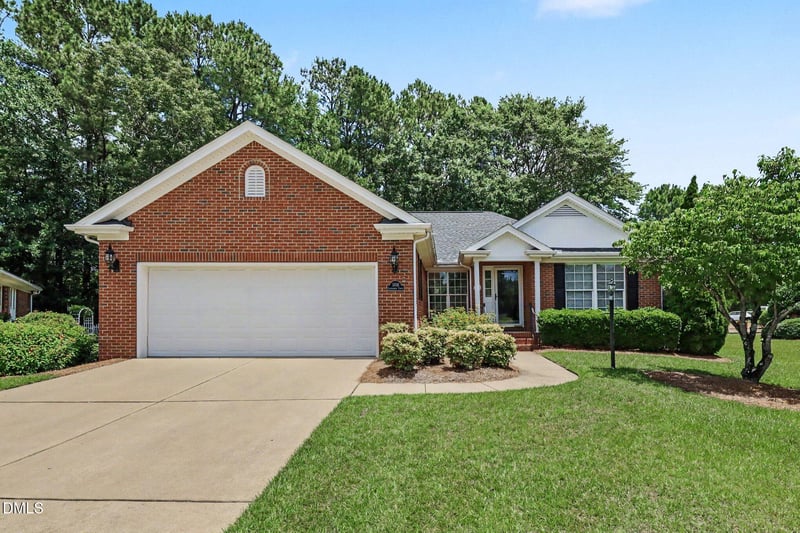 1006 Loganberry Ct, Fuquay Varina, NC 27526
