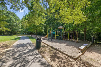 1006 Oakwell Ct, Apex, NC 27502