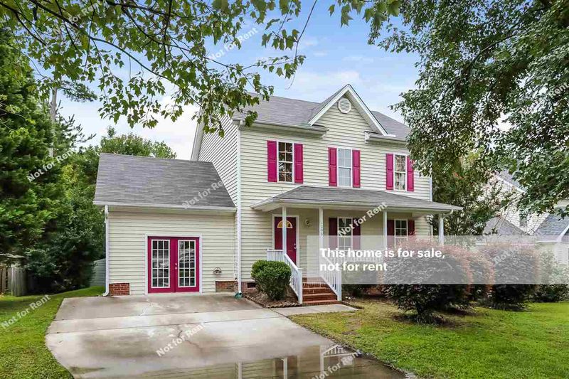 1006 Planters Trail Ct, Knightdale, NC 27545