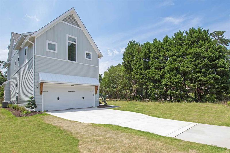 1006 Schaub Dr, Raleigh, NC 27606