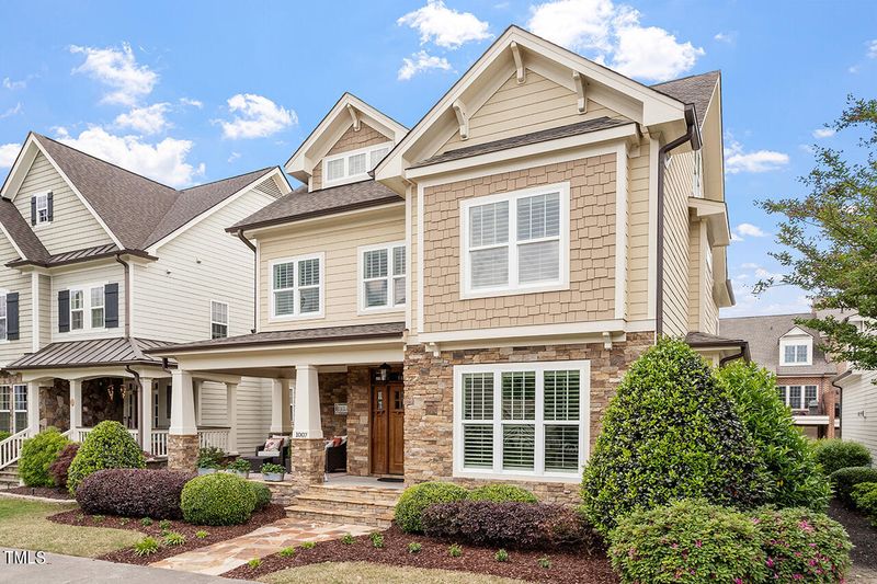 1007 Chalk Maple Dr, Cary, NC 27519