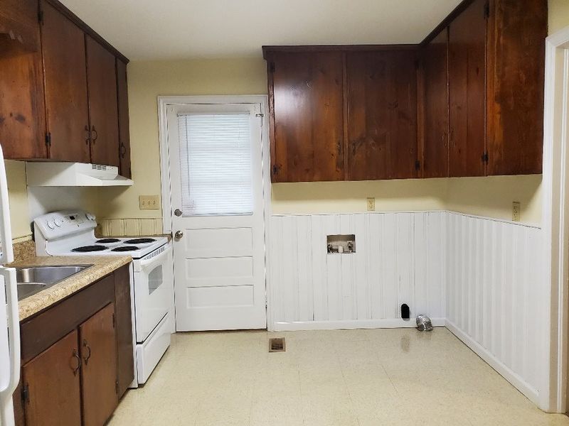 1007 W Cole St, Dunn, NC 28334