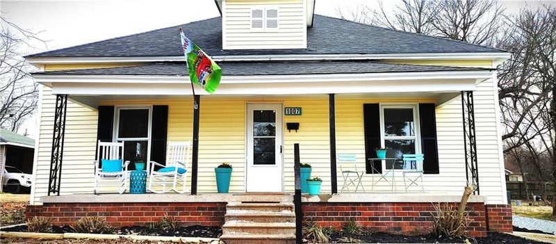 1007 Fix St, Burlington, NC 27215