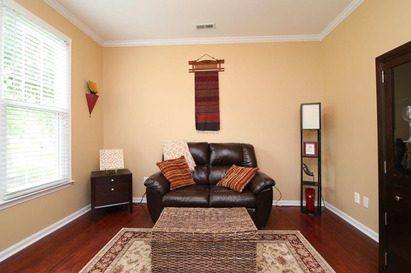 1007 Gunston Ln, Durham, NC 27703