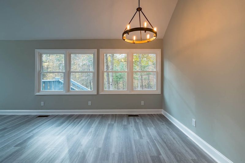 1007 King Cir, Chapel Hill, NC 27516