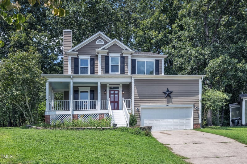 1007 Silent Retreat Ln, Knightdale, NC 27545