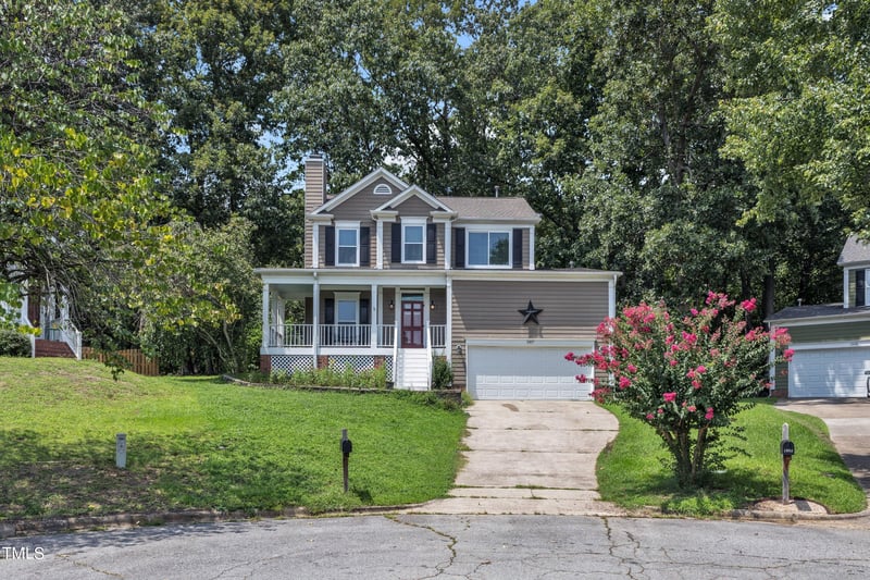 1007 Silent Retreat Ln, Knightdale, NC 27545