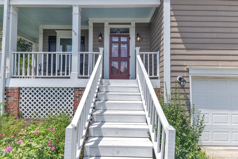 1007 Silent Retreat Ln, Knightdale, NC 27545