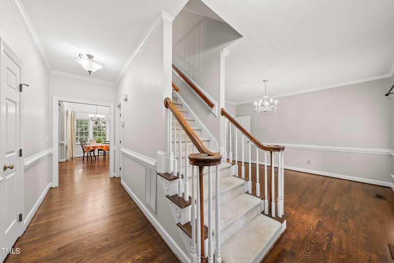 1007 Surry Dale Ct, Apex, NC 27502