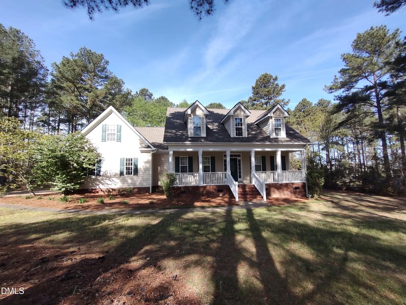 1007 Swift Creek Dr, Clayton, NC 27520