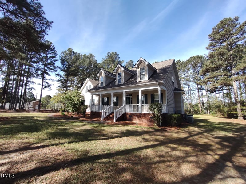 1007 Swift Creek Dr, Clayton, NC 27520