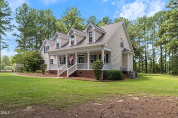 1007 Swift Creek Dr, Clayton, NC 27520