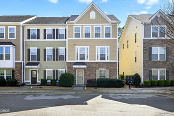 1007 Tender Dr, Apex, NC 27502