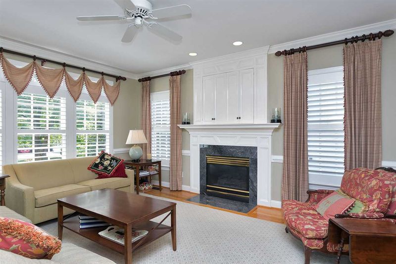 1007 Tribayne Ct, Apex, NC 27502