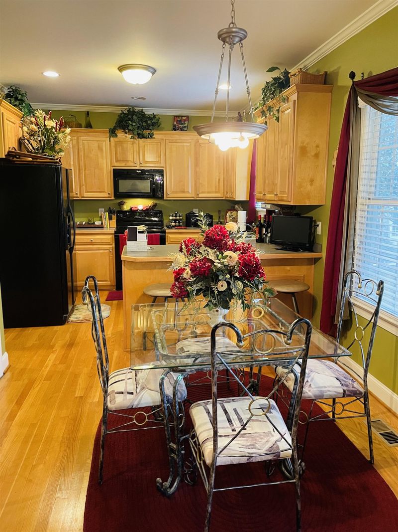 1007 Village River Dr, Knightdale, NC 27545
