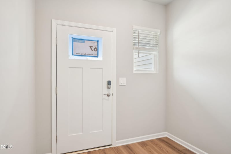 1007 Winding Spring Dr, Mebane, NC 27302