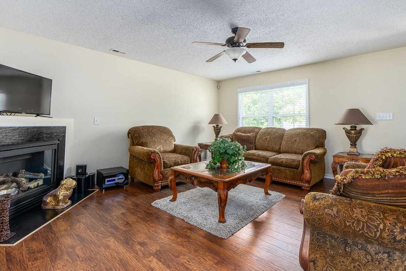 1007 Woodside Park Ln, Durham, NC 27704