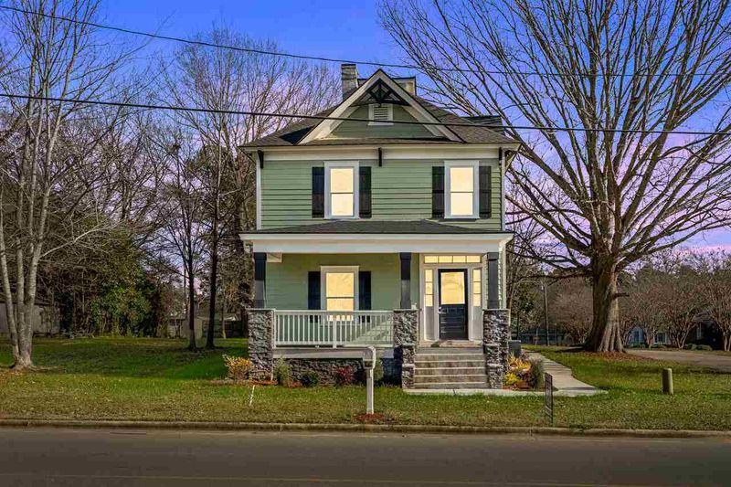 10077 N Nash St, Middlesex, NC 27557