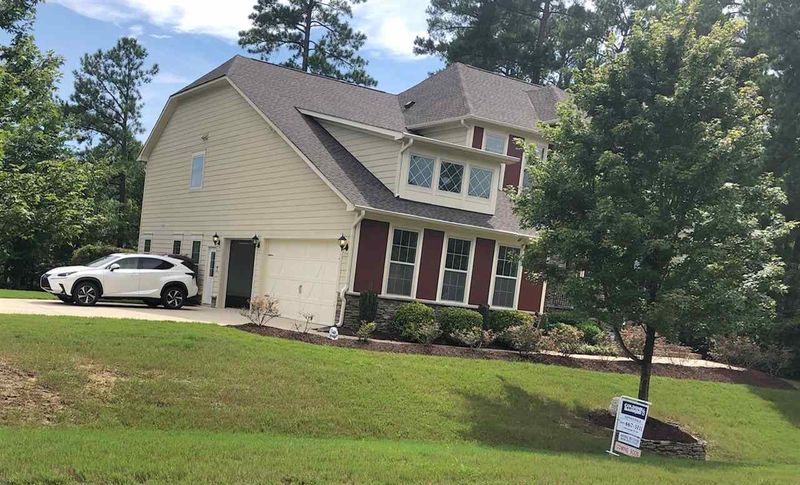1008 Austin Pond Dr, Cary, NC 27519