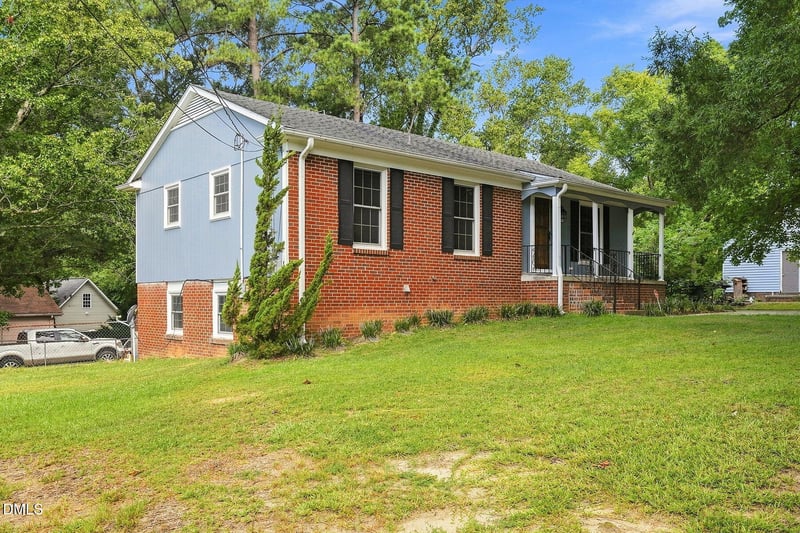 1008 Beverly Dr, Raleigh, NC 27610