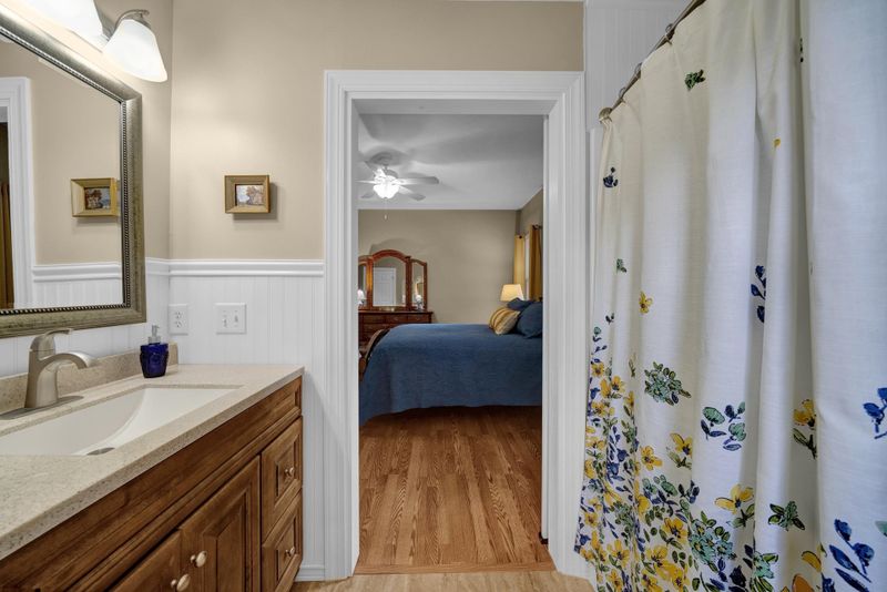 1008 Bren Arbor Ct, Fuquay Varina, NC 27526