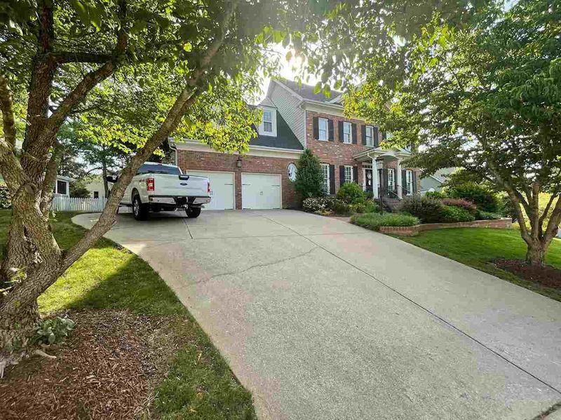 1008 Broyhill Hall Ct, Wake Forest, NC 27587